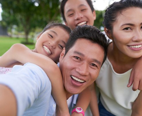 Fort Lee patient smiling with family